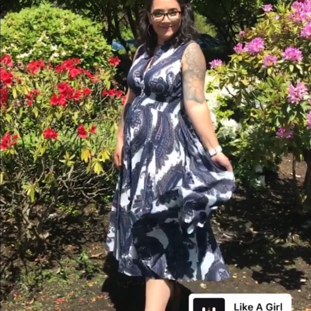 Chelsea and Theodore Blue sleeveless dress